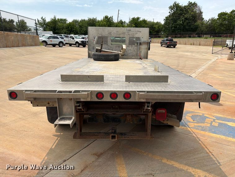 image for item EW0356 2013 Ford F550 Super Duty dump flatbed truck