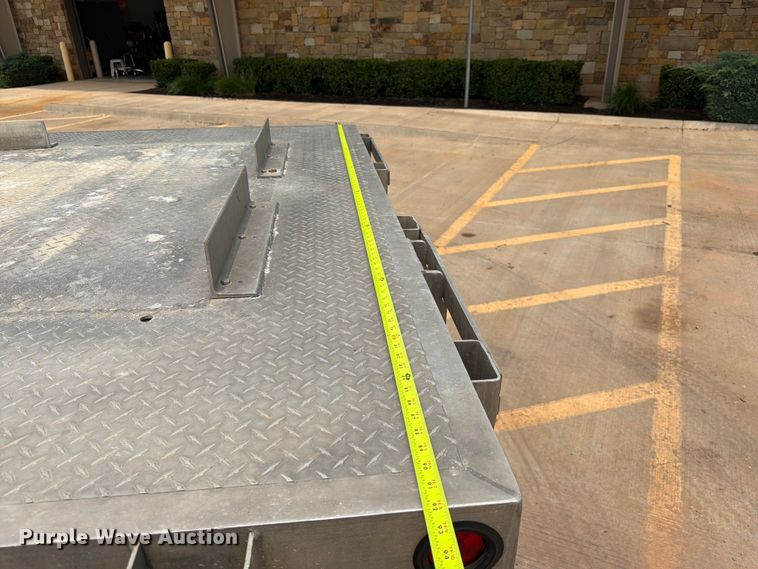 image for item EW0356 2013 Ford F550 Super Duty dump flatbed truck