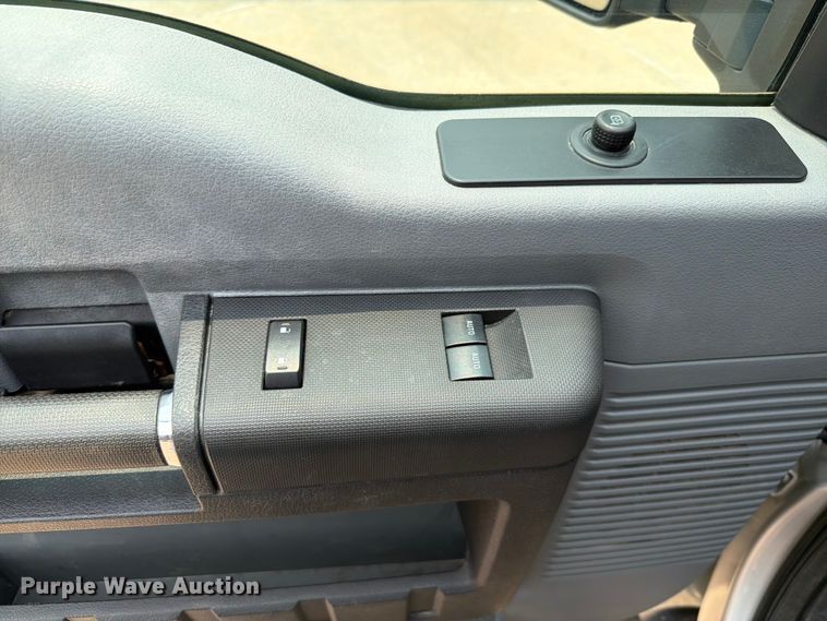 image for item EW0356 2013 Ford F550 Super Duty dump flatbed truck