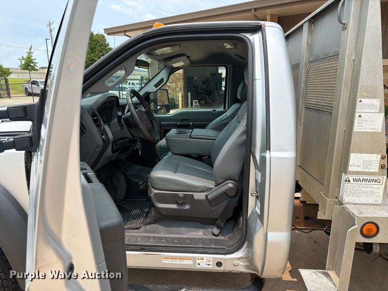 image for item EW0356 2013 Ford F550 Super Duty dump flatbed truck