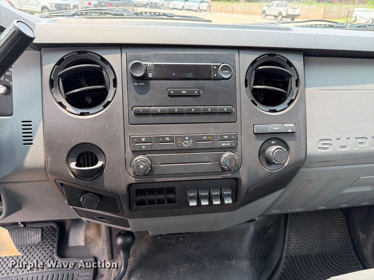 image for item EW0356 2013 Ford F550 Super Duty dump flatbed truck