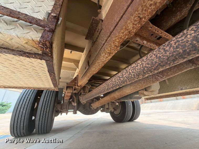 image for item EW0356 2013 Ford F550 Super Duty dump flatbed truck