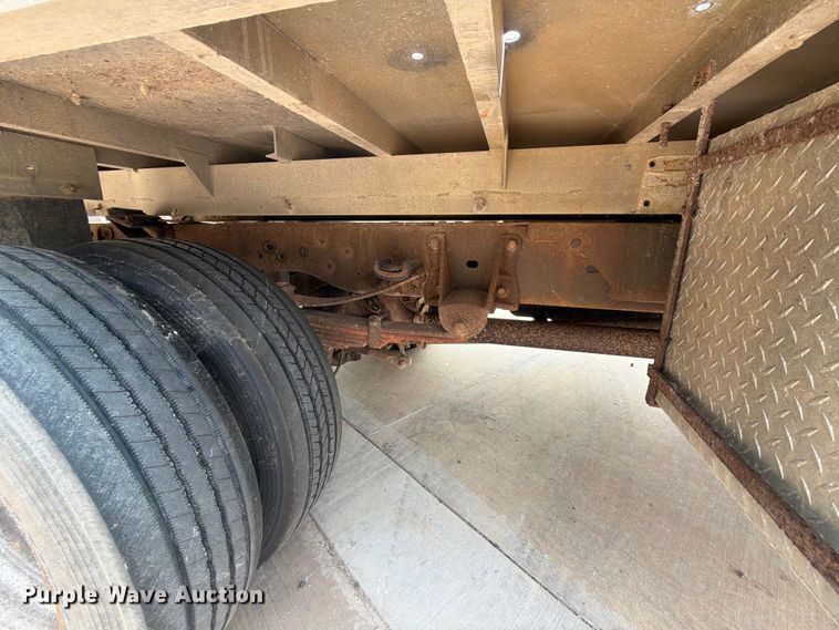 image for item EW0356 2013 Ford F550 Super Duty dump flatbed truck