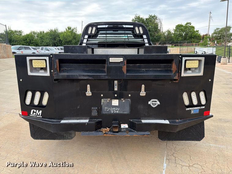 image for item EW0357 2018 Ford F350 Super Duty Crew Cab utility bed pickup truck