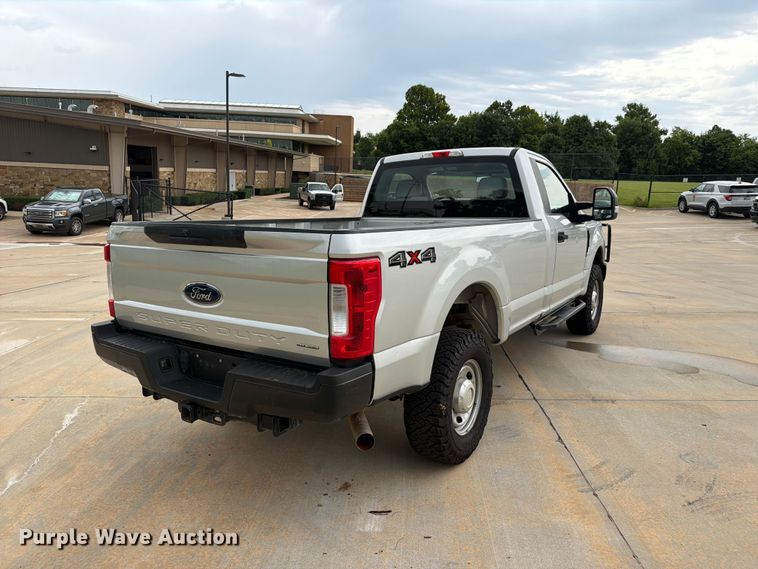 image for item EW0358 2018 Ford F250 Super Duty pickup truck
