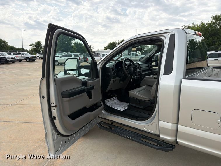 image for item EW0358 2018 Ford F250 Super Duty pickup truck