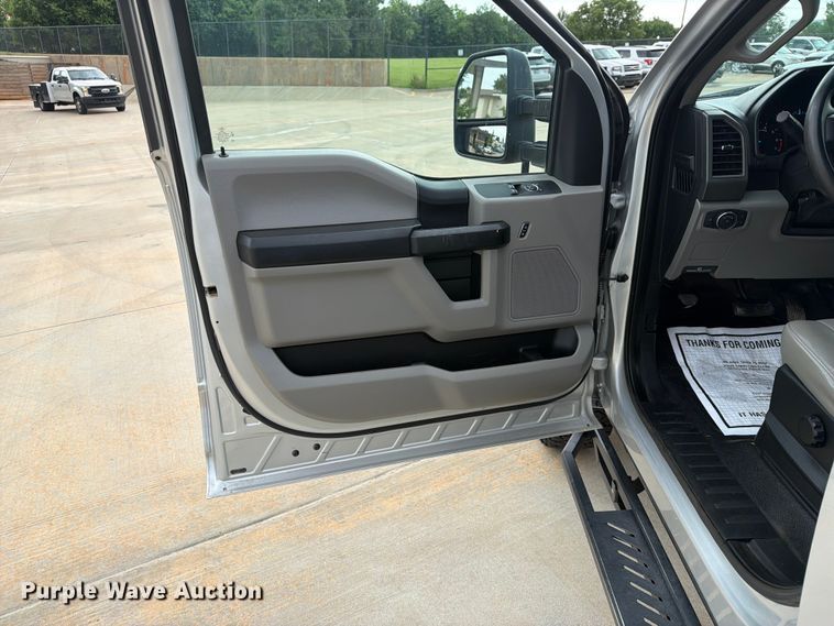 image for item EW0358 2018 Ford F250 Super Duty pickup truck