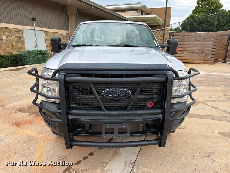 image for item EW0359 2015 Ford F350 Super Duty pickup truck