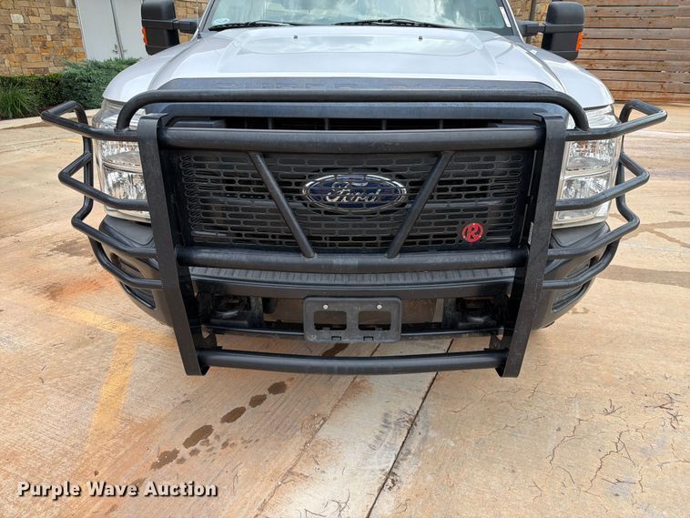 image for item EW0359 2015 Ford F350 Super Duty pickup truck