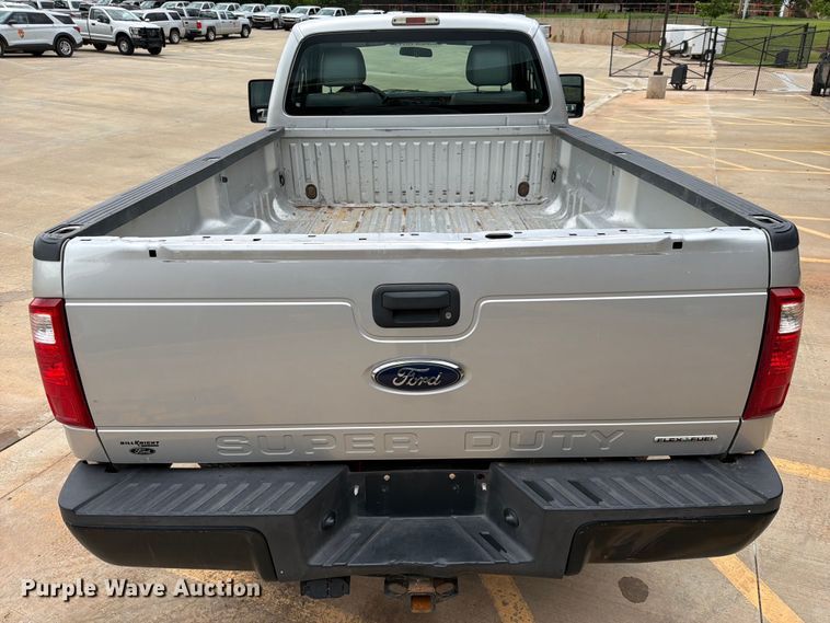 image for item EW0359 2015 Ford F350 Super Duty pickup truck