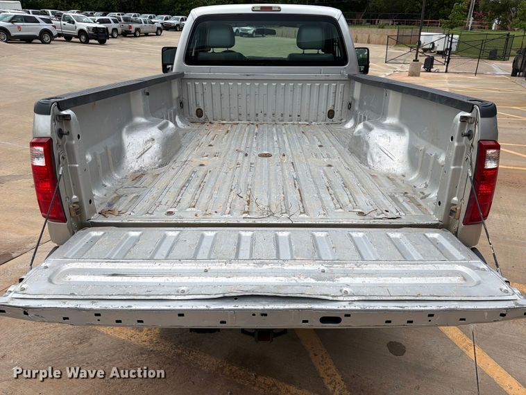 image for item EW0359 2015 Ford F350 Super Duty pickup truck
