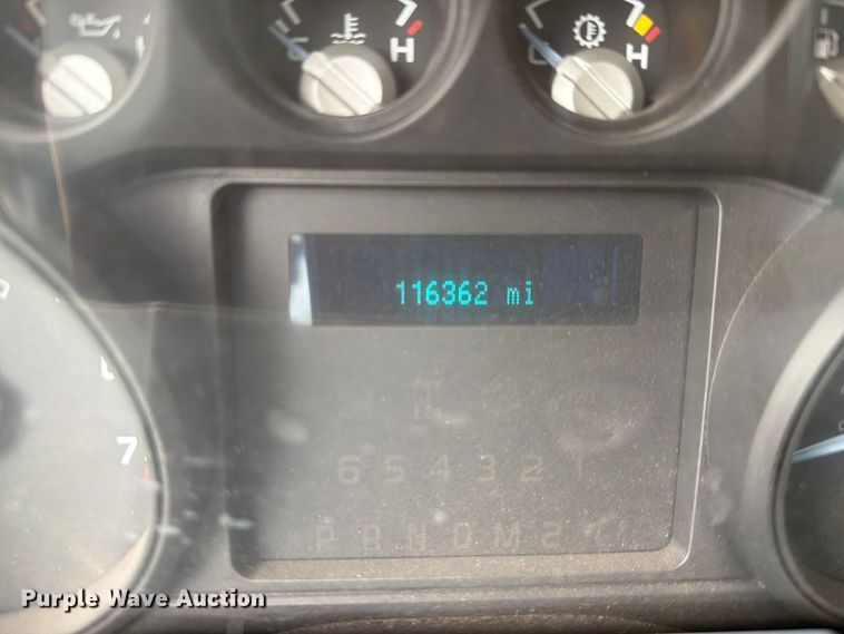 image for item EW0359 2015 Ford F350 Super Duty pickup truck