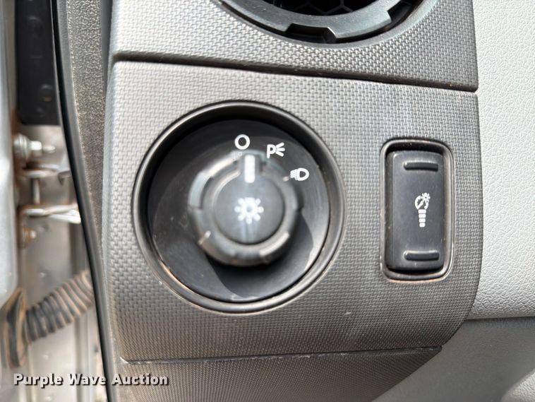 image for item EW0359 2015 Ford F350 Super Duty pickup truck