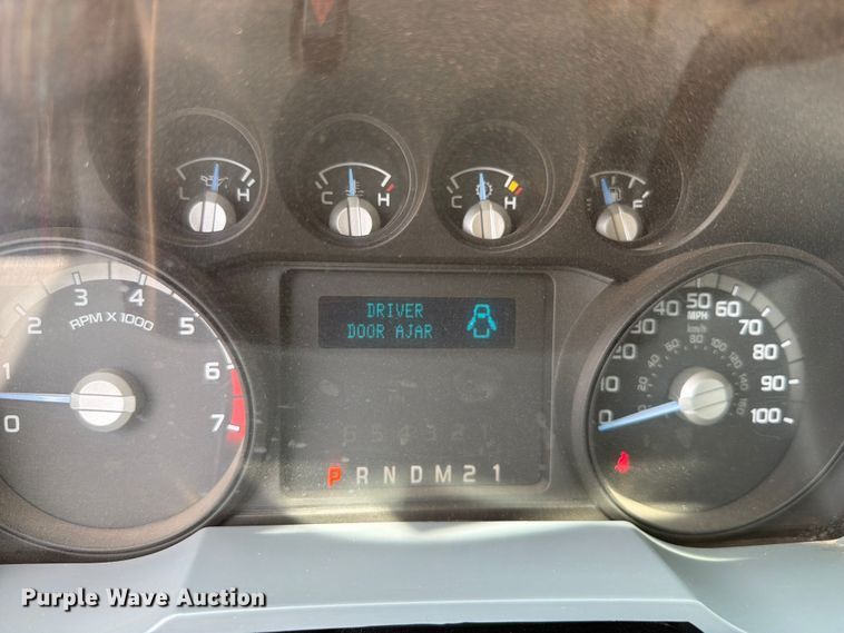 image for item EW0359 2015 Ford F350 Super Duty pickup truck