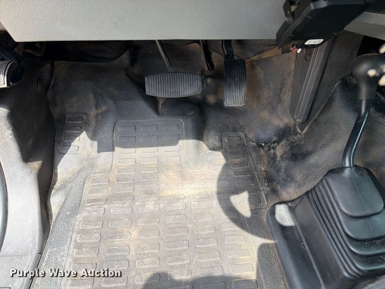 image for item EW0359 2015 Ford F350 Super Duty pickup truck
