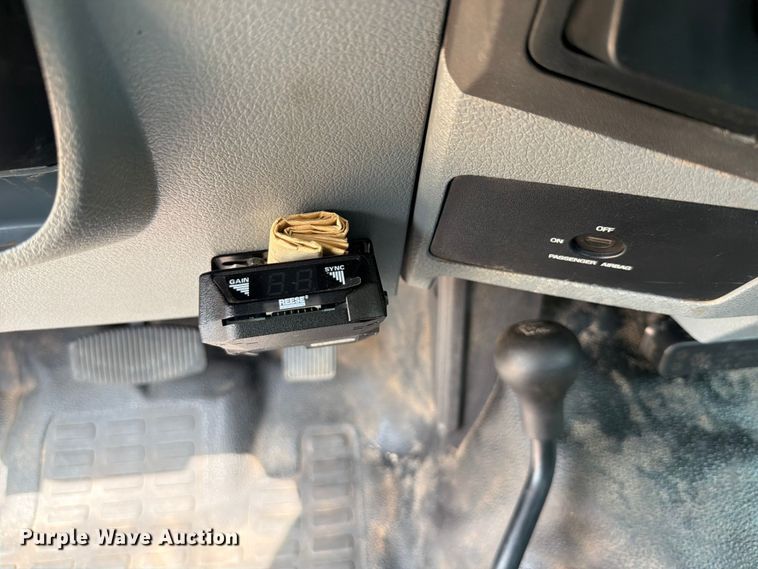 image for item EW0359 2015 Ford F350 Super Duty pickup truck