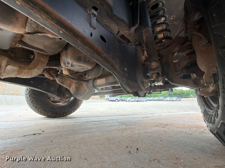 image for item EW0359 2015 Ford F350 Super Duty pickup truck