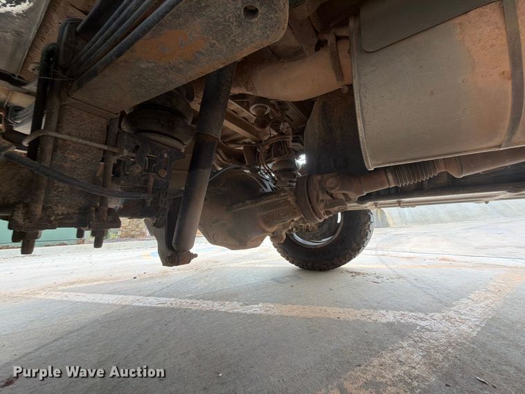 image for item EW0359 2015 Ford F350 Super Duty pickup truck