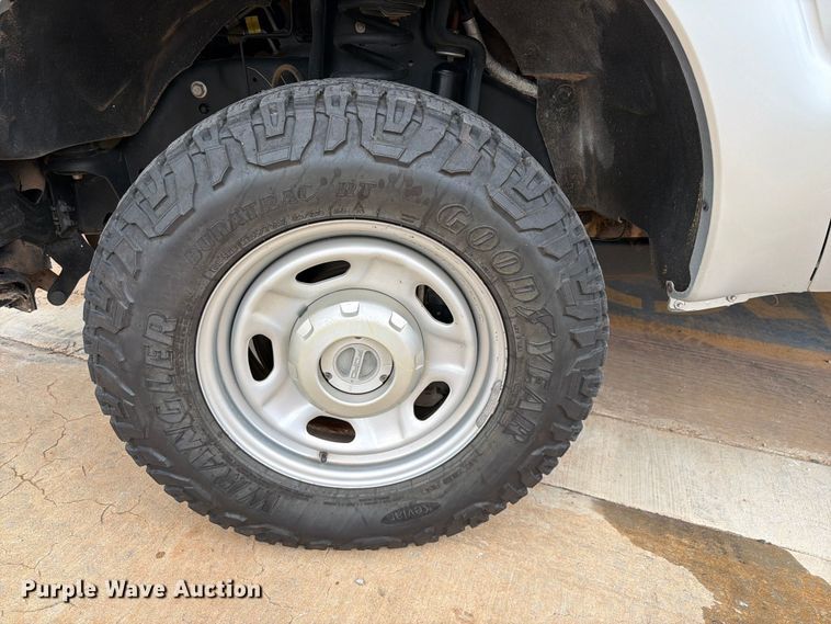 image for item EW0359 2015 Ford F350 Super Duty pickup truck