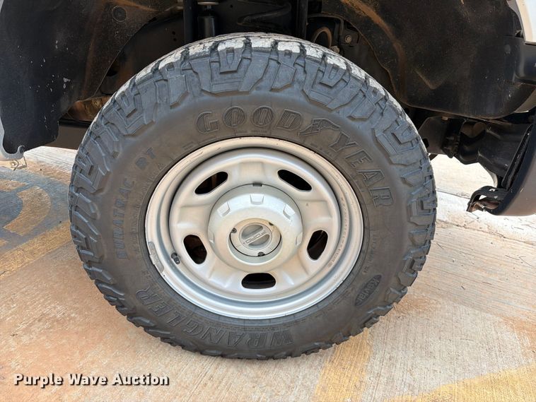 image for item EW0359 2015 Ford F350 Super Duty pickup truck