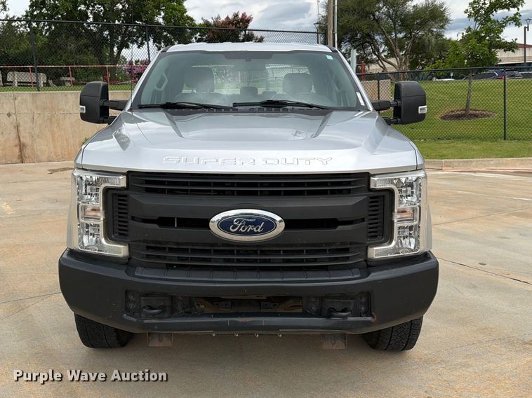 image for item EW0361 2018 Ford F250 Super Duty Ext. Cab pickup truck