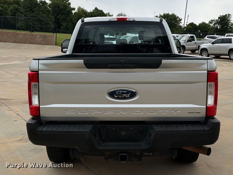 image for item EW0361 2018 Ford F250 Super Duty Ext. Cab pickup truck