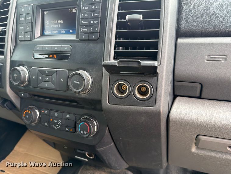 image for item EW0361 2018 Ford F250 Super Duty Ext. Cab pickup truck