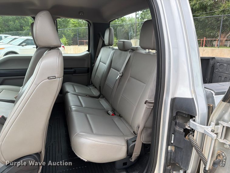 image for item EW0361 2018 Ford F250 Super Duty Ext. Cab pickup truck