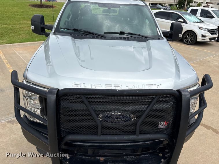 image for item EW0362 2019 Ford F250 Super Duty Crew Cab pickup truck