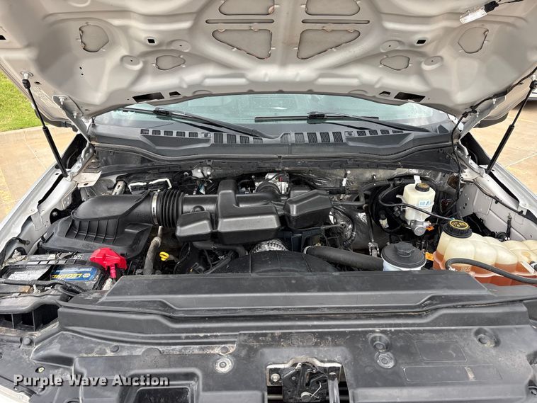 image for item EW0362 2019 Ford F250 Super Duty Crew Cab pickup truck