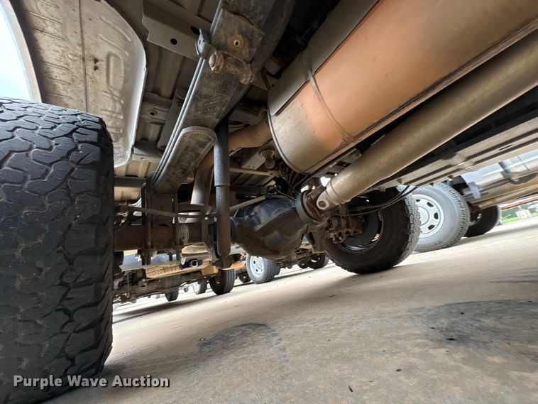 image for item EW0362 2019 Ford F250 Super Duty Crew Cab pickup truck
