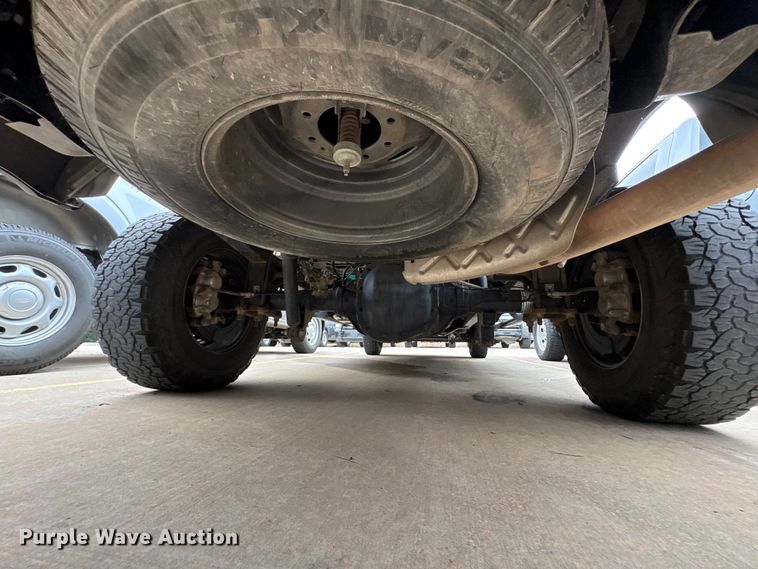image for item EW0362 2019 Ford F250 Super Duty Crew Cab pickup truck