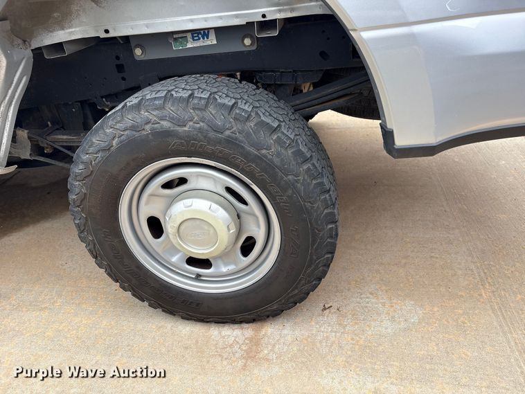 image for item EW0362 2019 Ford F250 Super Duty Crew Cab pickup truck