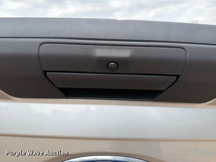 image for item EW0363 2022 Ford F150 Crew Cab pickup truck