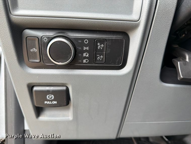 image for item EW0363 2022 Ford F150 Crew Cab pickup truck