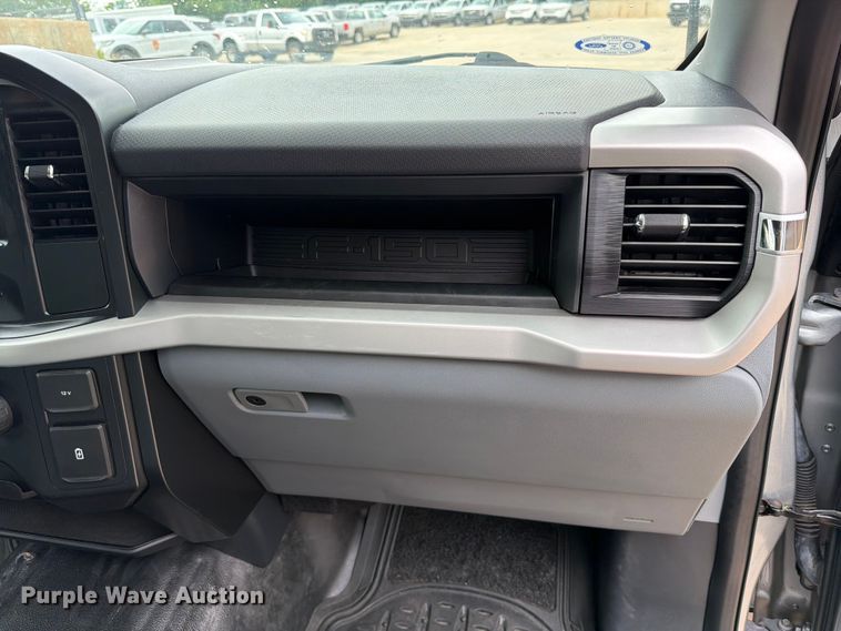 image for item EW0363 2022 Ford F150 Crew Cab pickup truck