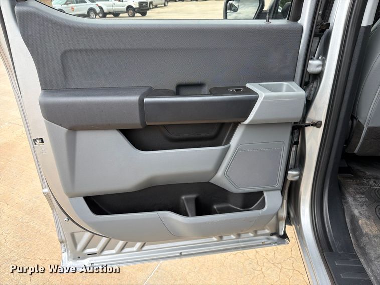 image for item EW0363 2022 Ford F150 Crew Cab pickup truck