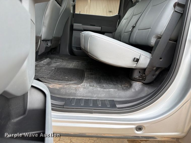 image for item EW0363 2022 Ford F150 Crew Cab pickup truck