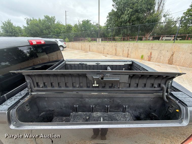 image for item EW0364 2019 RAM 1500 Ext. Cab pickup truck