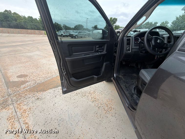 image for item EW0364 2019 RAM 1500 Ext. Cab pickup truck