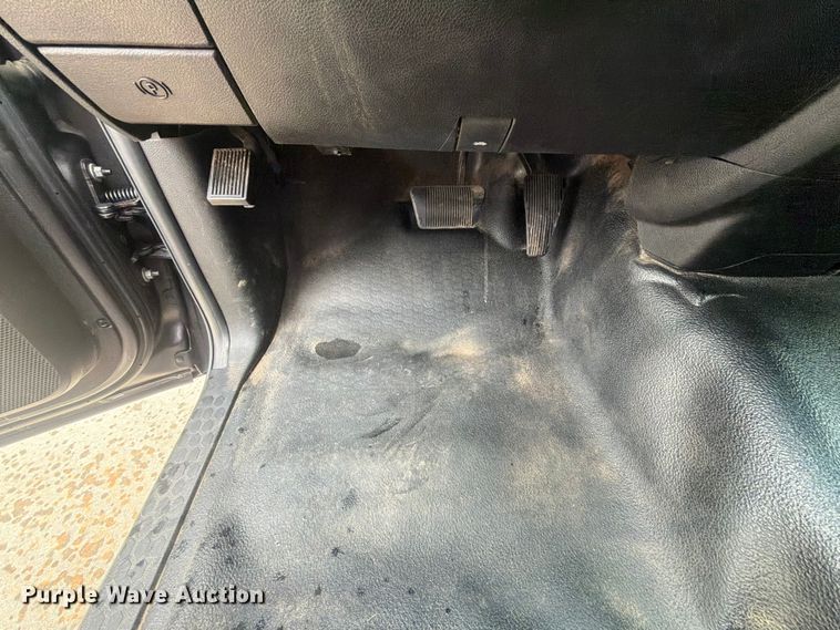 image for item EW0364 2019 RAM 1500 Ext. Cab pickup truck