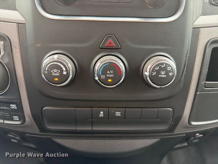 image for item EW0364 2019 RAM 1500 Ext. Cab pickup truck