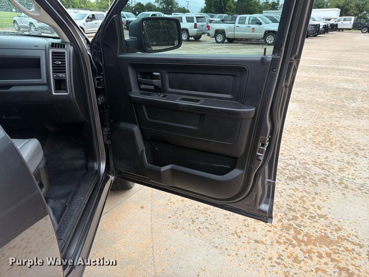 image for item EW0364 2019 RAM 1500 Ext. Cab pickup truck