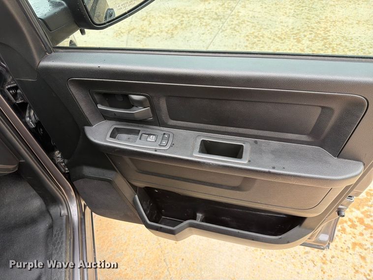 image for item EW0364 2019 RAM 1500 Ext. Cab pickup truck