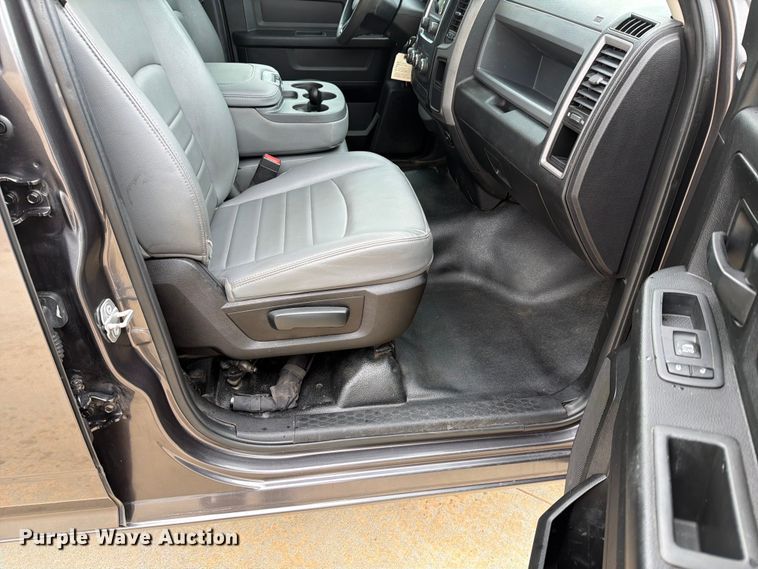 image for item EW0364 2019 RAM 1500 Ext. Cab pickup truck