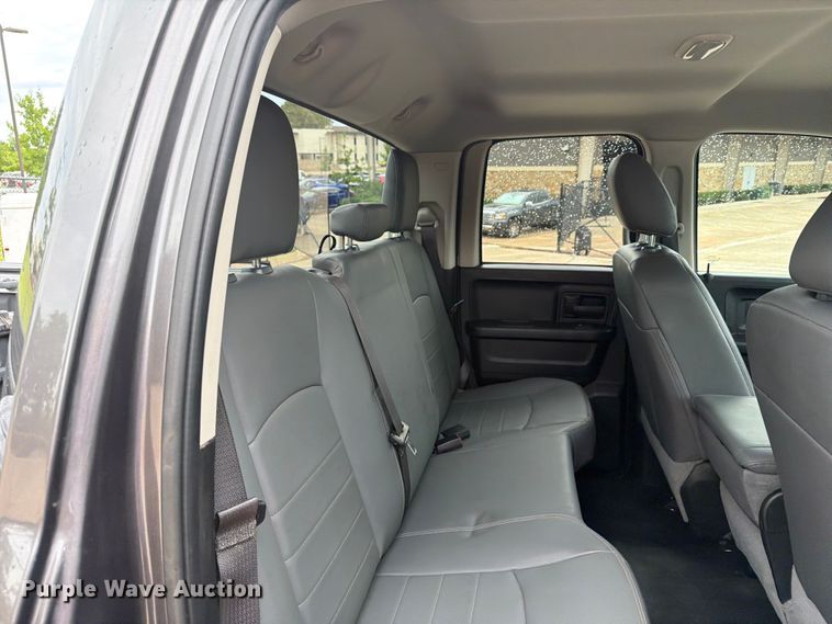 image for item EW0364 2019 RAM 1500 Ext. Cab pickup truck