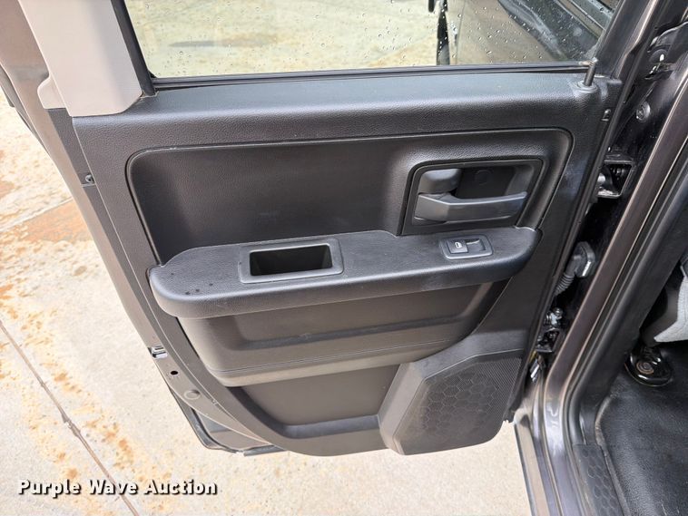 image for item EW0364 2019 RAM 1500 Ext. Cab pickup truck
