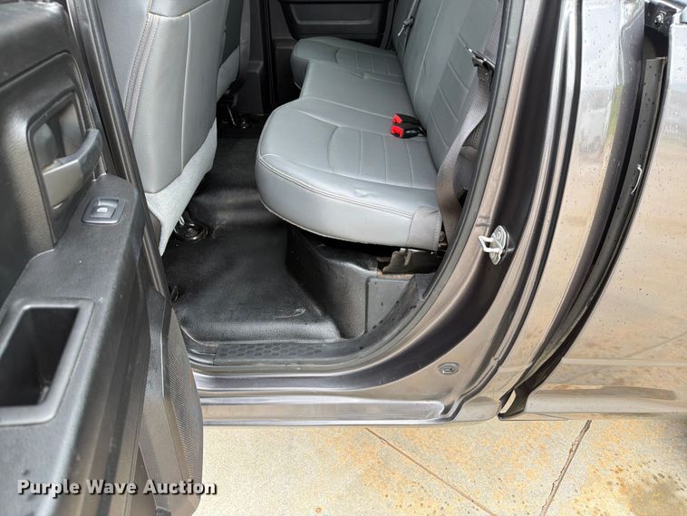 image for item EW0364 2019 RAM 1500 Ext. Cab pickup truck