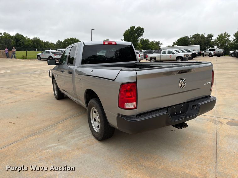 image for item EW0366 2020 RAM 1500 Classic Ext. Cab pickup truck