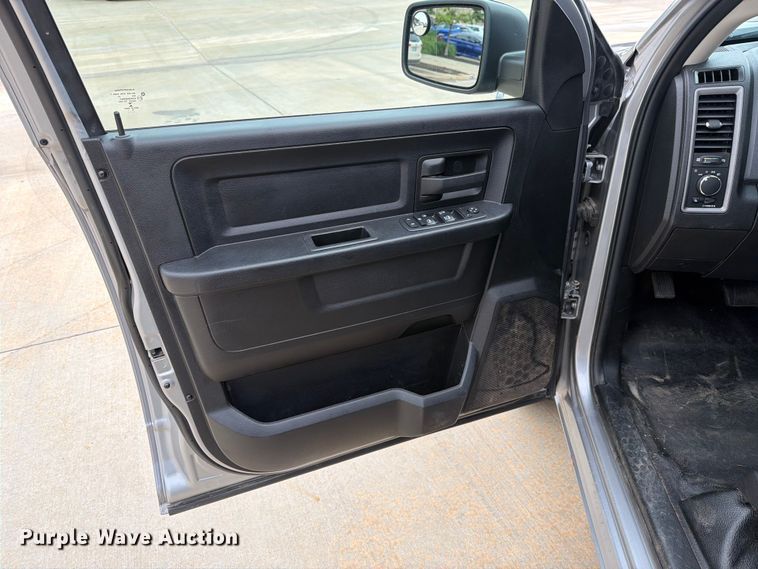 image for item EW0366 2020 RAM 1500 Classic Ext. Cab pickup truck